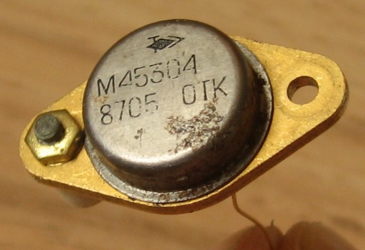 Транзисторы М45304 с жёлтой площадкой